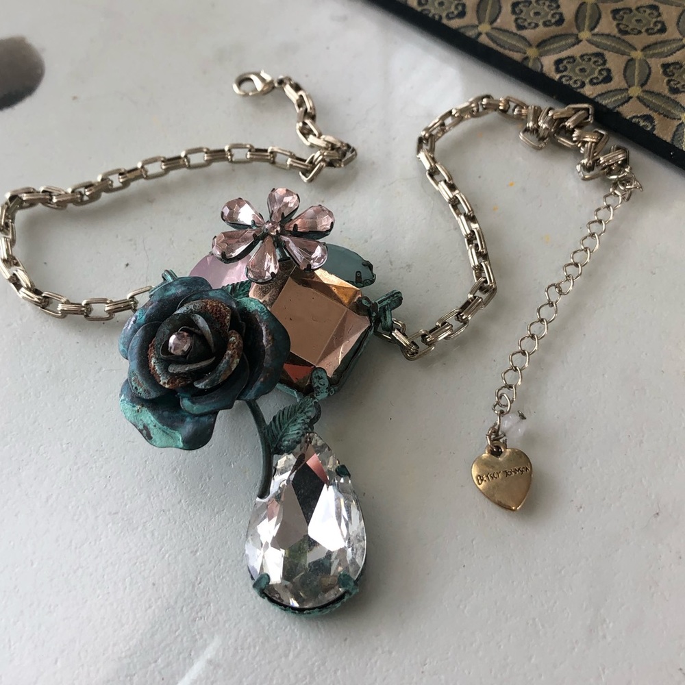 Betsey Johnson necklace